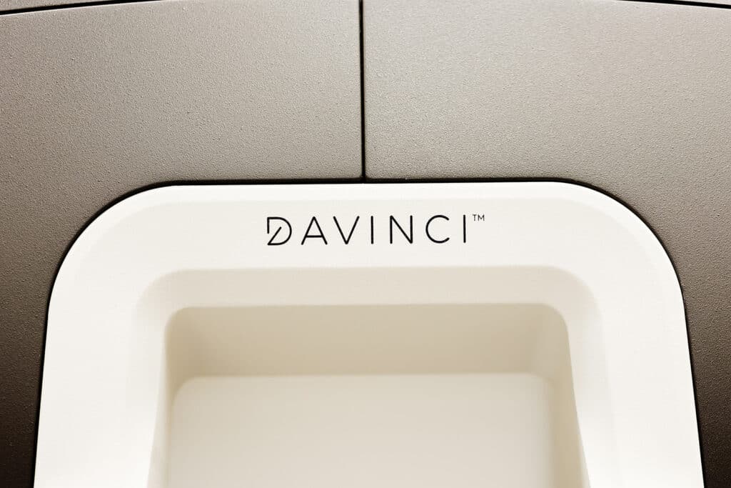 Single Port Robotics surgeon console